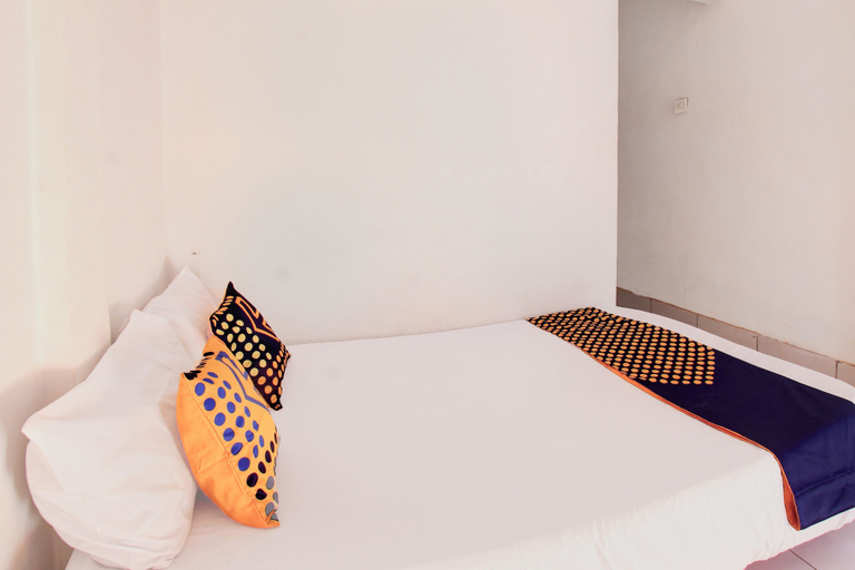 Bedroom, OYO Life 93156 Rumah Kosan, Lombok