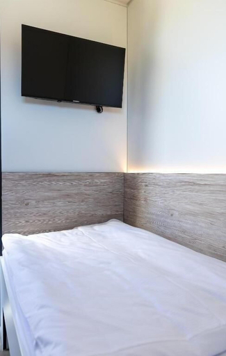 Room 2, Roatel Zella-Mehlis A71, Schmalkalden-Meiningen