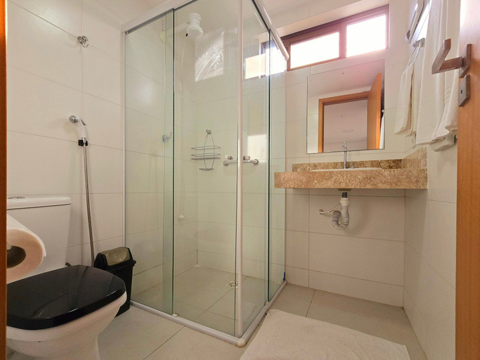 Bathroom 5, Amaranth By Hosppedar, Cabedelo