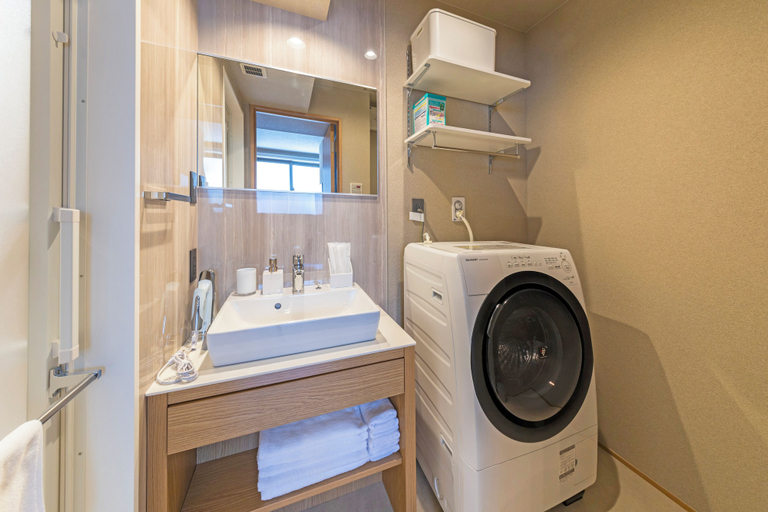 Bathroom 3, GRAND BASE PEACE PARK, Nagasaki