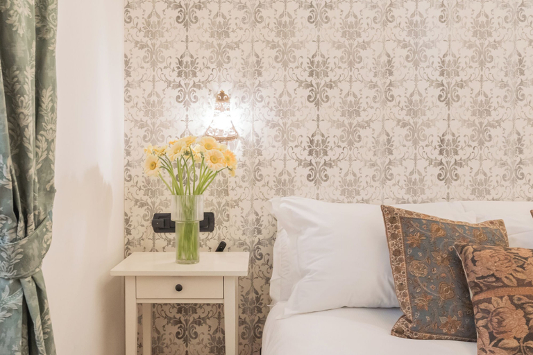 Room 5, Churchkey by Rent All Como, Como