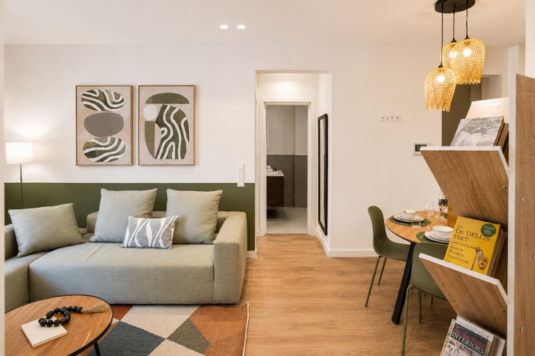 5, LIV - Upscale Athenian Apartment 1B, Attica