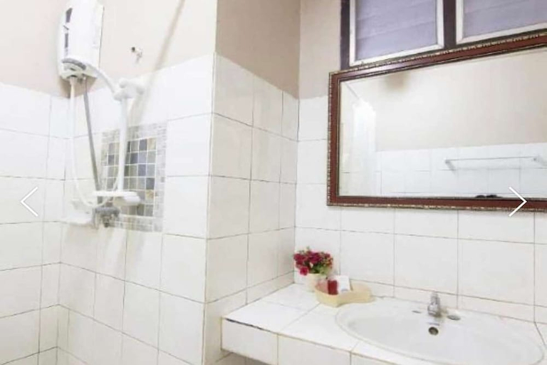 Bathroom 3, Khelangnakorn Lampang Hotel, Muang Lampang