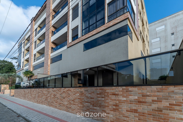 Exterior, DRL - Apartments 300m From Bombinhas Beach, Bombinhas