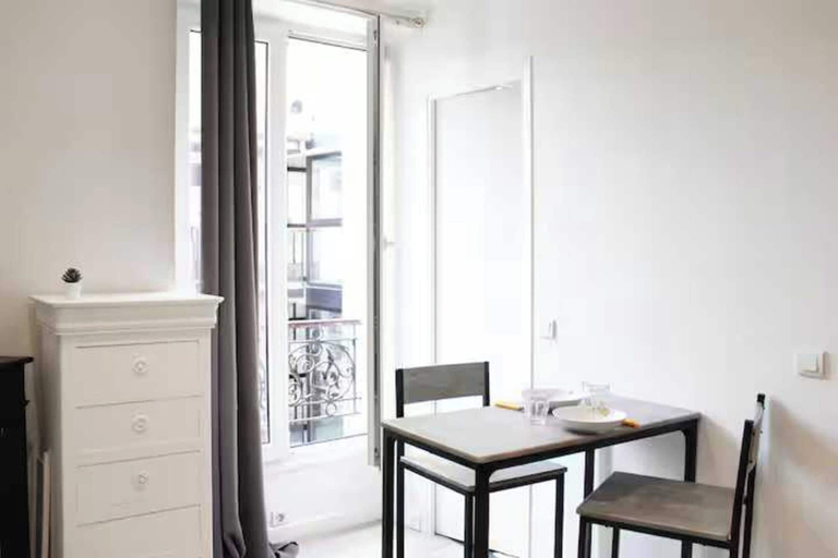 Dining 4, Cosy Studio - 2P- Clichy, Hauts-de-Seine