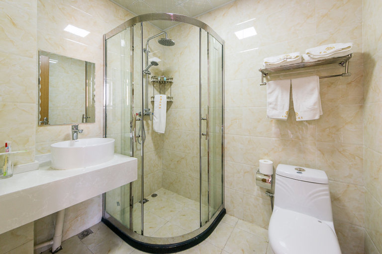 Bathroom, Aden Hotel(Wuxi Xinzhicheng ), Wuxi