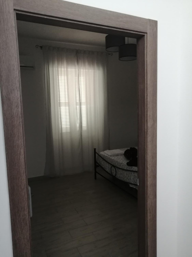 Bedroom 2, Prima Stella Tourist Rooms, Latina