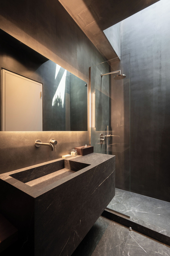 Bathroom 5, The George Athens, Attica
