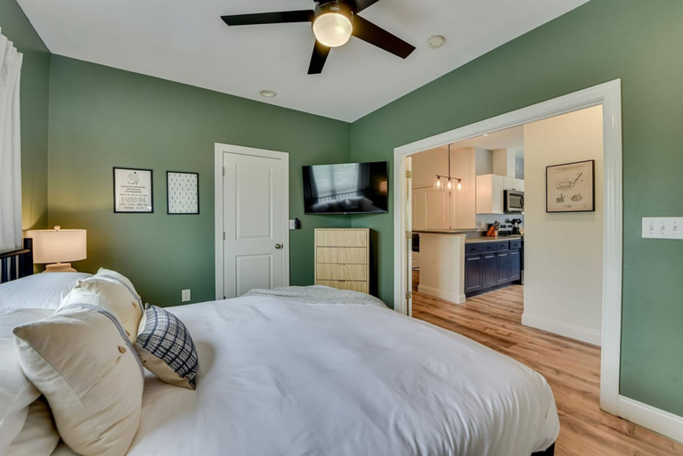 Room 5, 10 Minutes to Augusta National by Riverwalk, Aiken