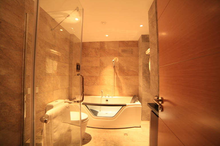 Bathroom 3, Rushi Hotel, Haixi Mongol and Tibetan