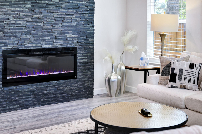 Room 2, Family Friendly Patio Fireplace BBQ Games, Bexar