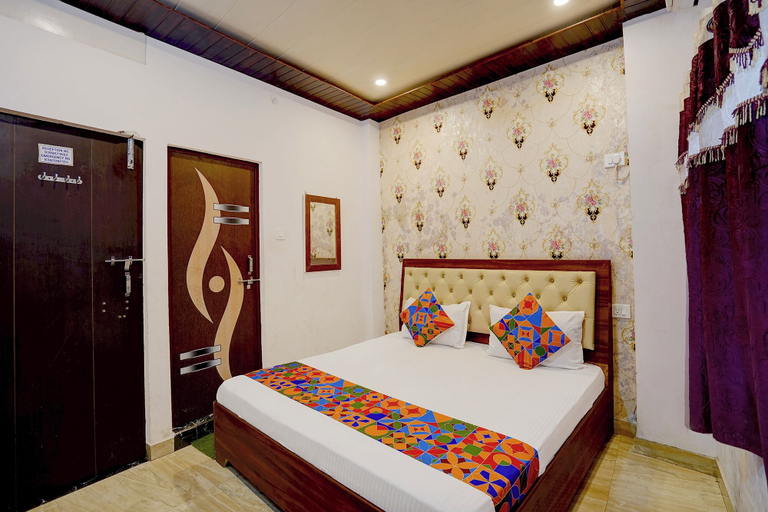 Room 5, Fabhotel National Banaras Inn, Varanasi