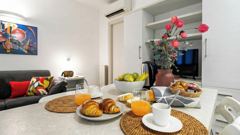 Food & Drinks, Italianway Comfort - Bligny 19 E, Milano