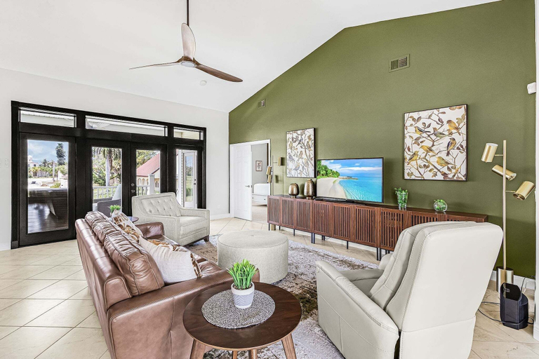 Living area 3, 21188 Noddy Tern: 4br Home W/ Pool 4 Bedroom Home, Lee