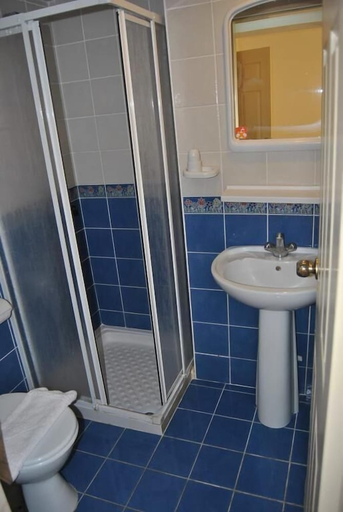 Bathroom 4, Club Ekinci Palace, Marmaris