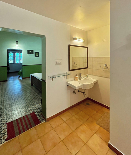 Bathroom 4, The Thota Mane by evaddo stays, Hassan