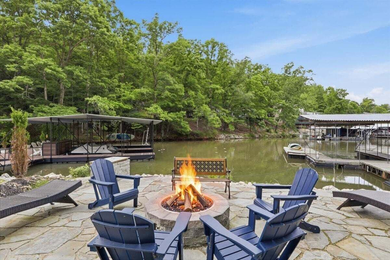 Terrace/patio 2, Osage Highlands Hideaway w/ Dock, Kayaks & Cove, Camden