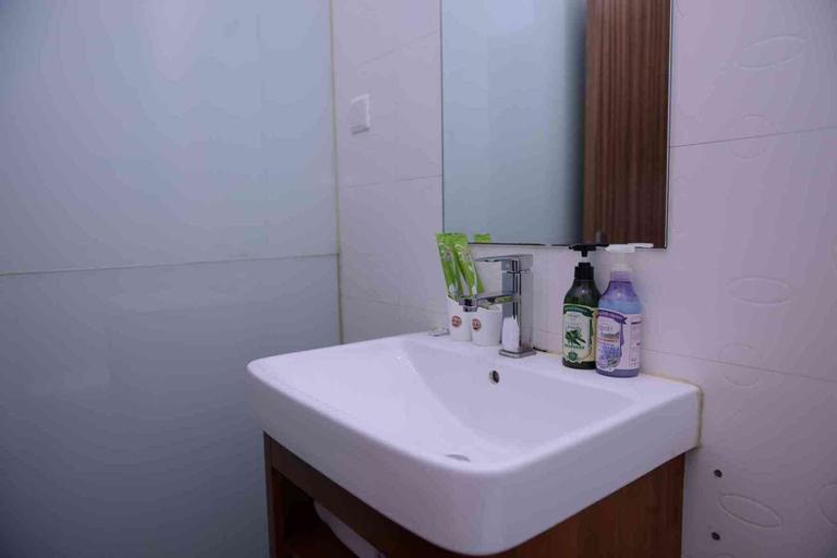 Bathroom 3, Hanting Hotel Harbin Central Dajieli District Wanda Plaza, Harbin