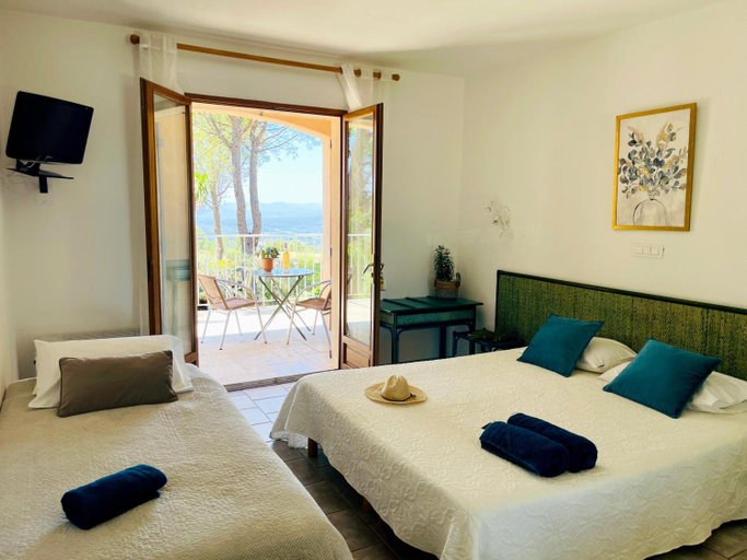 Bedroom 2, Le Mas des Collines, Var