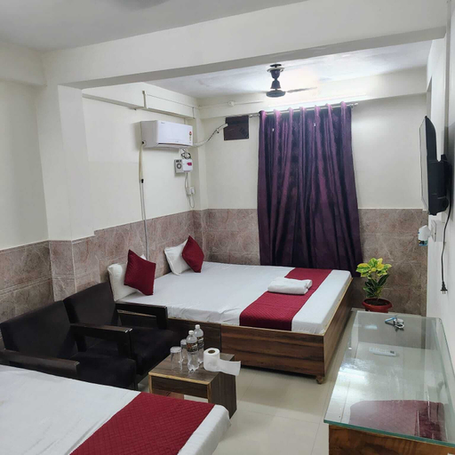 Room 4, Krishna Inn Durgakund, Varanasi