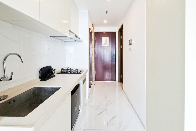 Private kitchen 5, Nice Look Studio At Apartment Sky House Bsd, South Tangerang