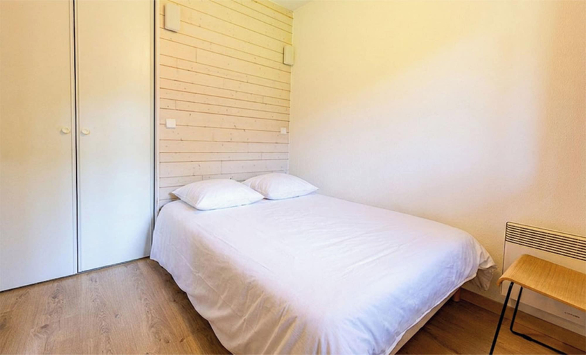Bedroom 2, Résidence Vacancéole Les Chalets d'Ax, Ariège