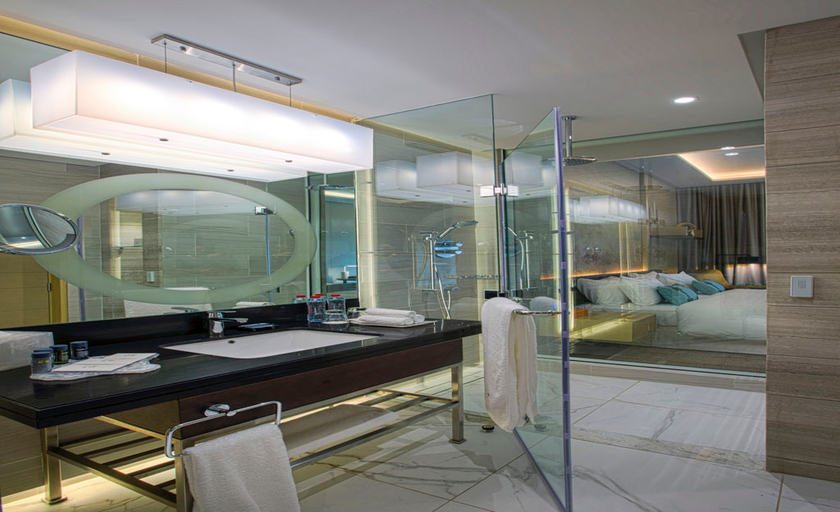 Bathroom 4, Grayton Hotel Dubai, Dubai