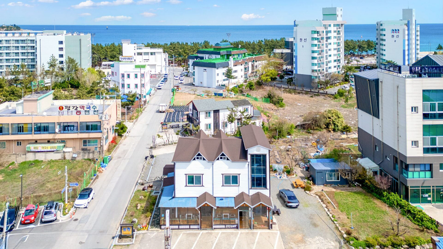 Exterior & Views 2, Sokcho Dderak Pension, Sokcho