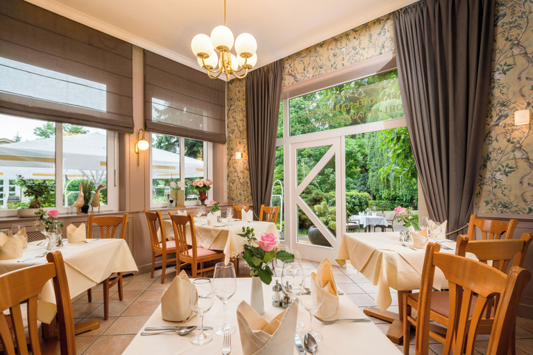 Food & Drinks 5, Parkhotel Gueldene Berge, Burgenlandkreis