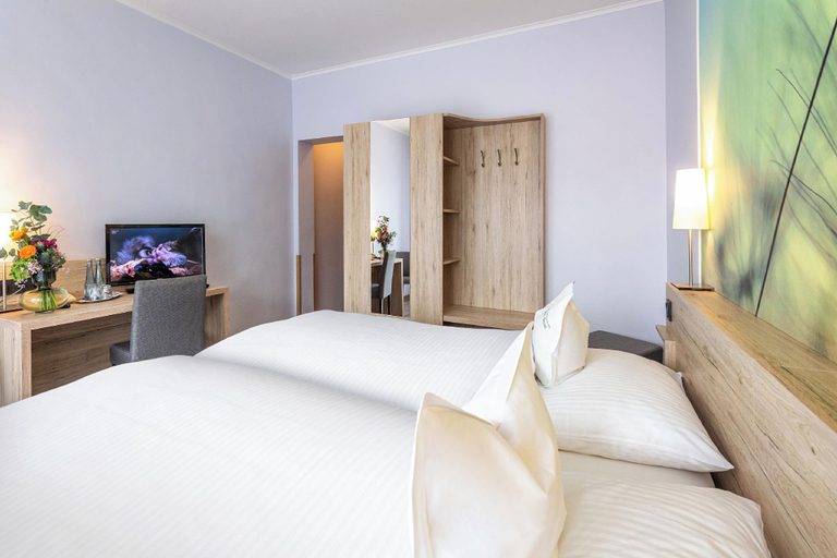Bedroom 4, Hotel Restaurant Zur Post, Vechta