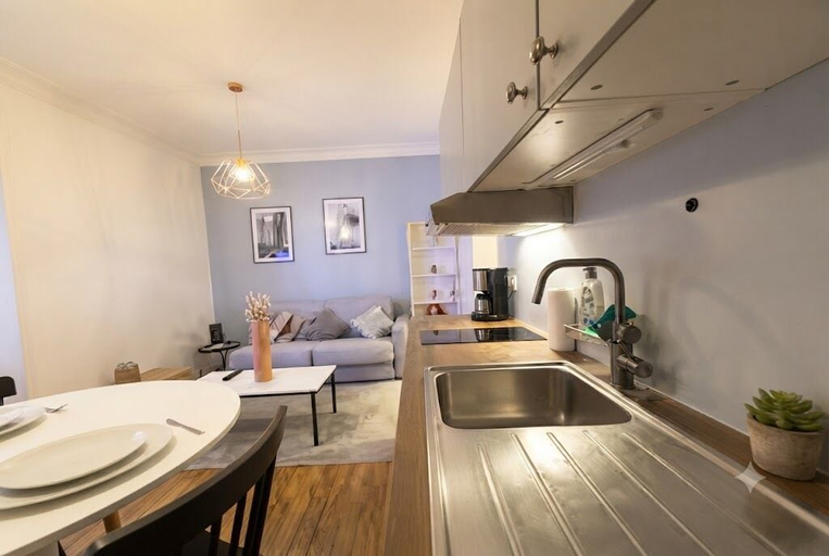Interior 4, celine celia, Paris