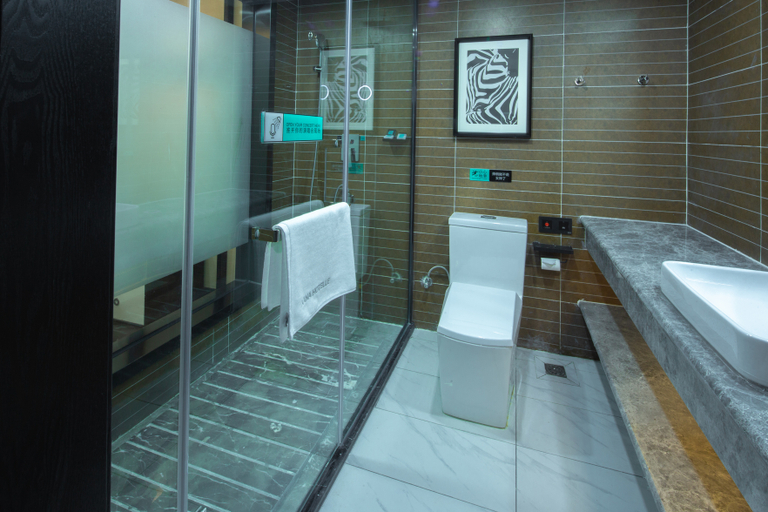 Bathroom 3, シャナホテル(), Shangqiu
