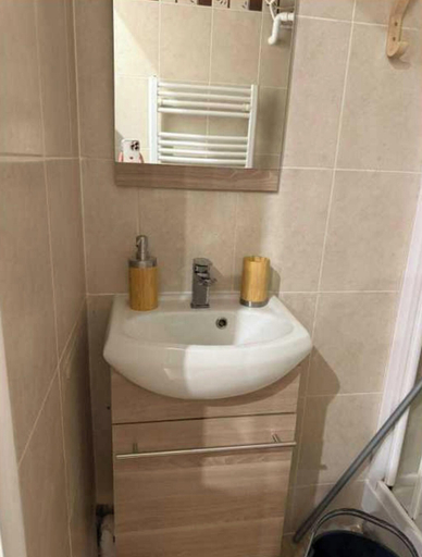 Bathroom 2, Studio 2P Roland Garros/parc des Princes, Hauts-de-Seine