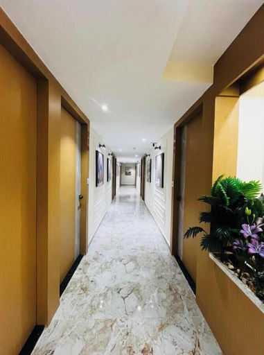 Interior 2, Hotel SR Pride, Kheda