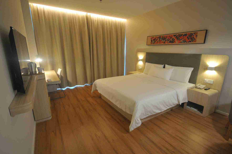 Bedroom 2, Hanting Hotel Nanyang Railway Station, Nanyang