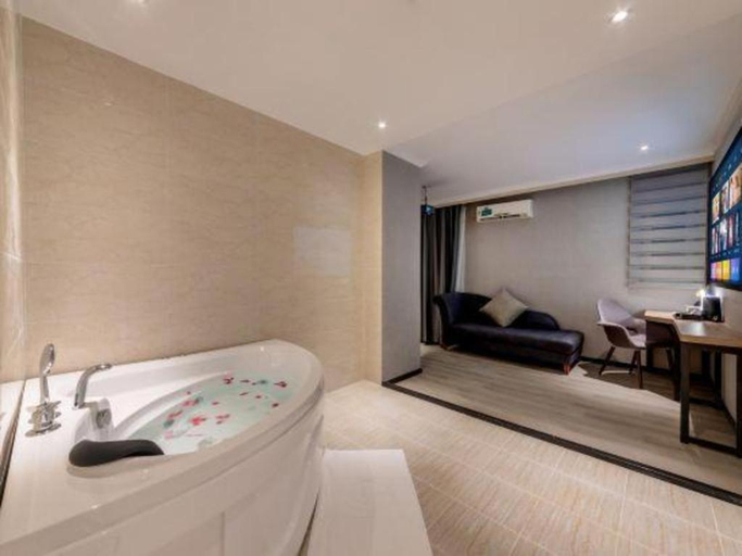 Bathroom 3, GreenTree Inn Haikou Guomao Business Hotel, Haikou