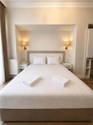 Bedroom 4, Royal Garden Suite and Hotel, Şişli
