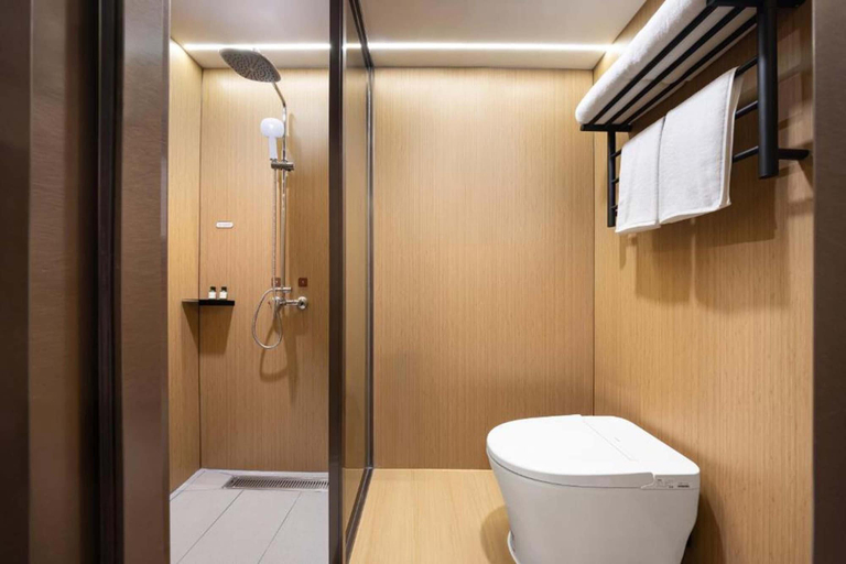 Bathroom 5, Baman Hotel, Beijing