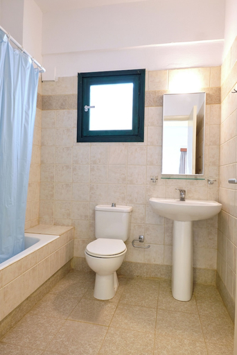 Bathroom 3, Niros Beach Apartments, Crete