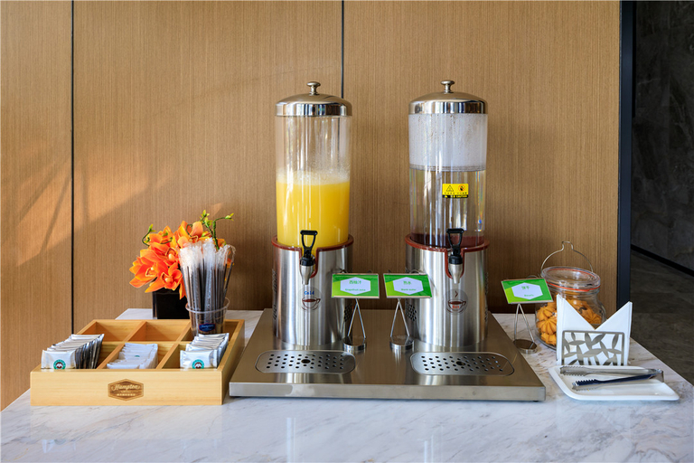 Food & Drinks 5, Hampton by Hilton (Guangzhou Baiyun Avenue North), Guangzhou