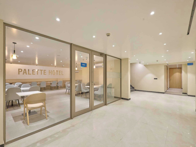 Property entrance, Palette Convention Hotel Millennium City, Gurgaon