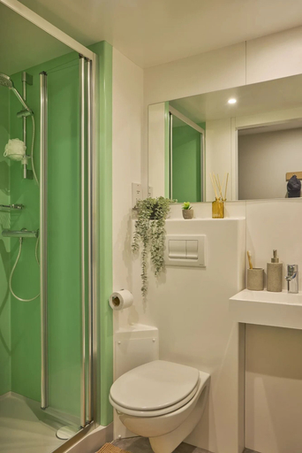 Bathroom, Student Only Ark Canning Town, London