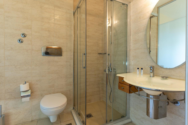 Bathroom 4, Eva Bay Resort, Crete