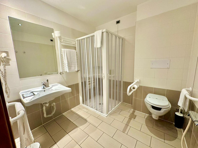 Bathroom 4, Hotel Del Parco & Residence, Pavia