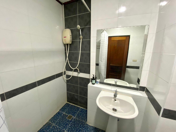 Bathroom 4, Rimtarn Hotel Pakchong, Pak Chong