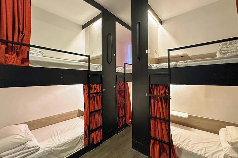 Room 5, Tikiibunk Packers, Kuala Lumpur