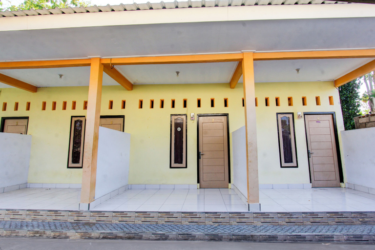 Exterior & Views 1, OYO Life 93156 Rumah Kosan, Lombok
