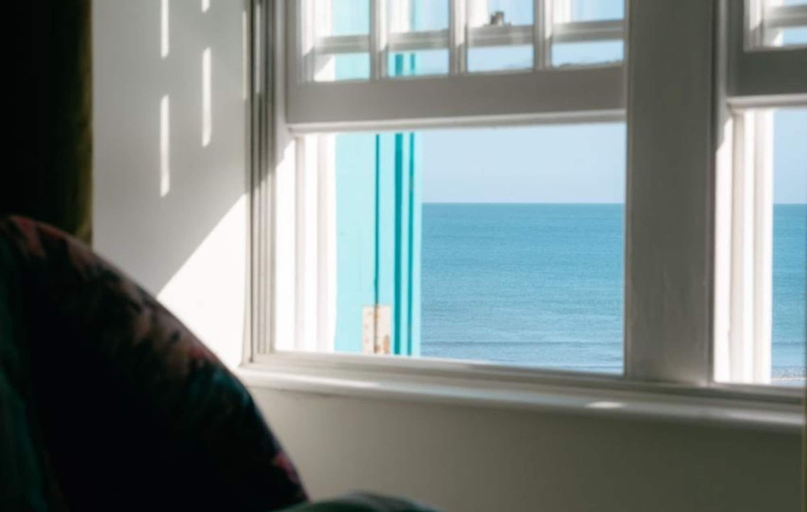 Room 5, The Green Room - Portmellon, Cornwall