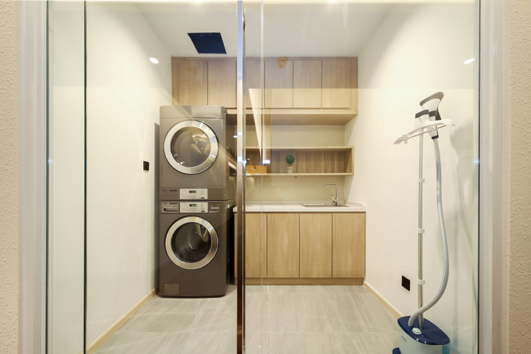 Bathroom 3, Hanting Premium Hotel Youjia Nanjing Xinjiekou, Nanjing