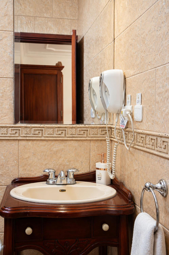 Bathroom 4, Casa Aliso Hotel Boutique, Quito